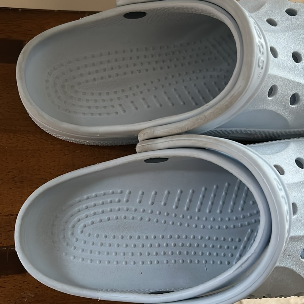 Light blue Crocs - Picture 4 of 6